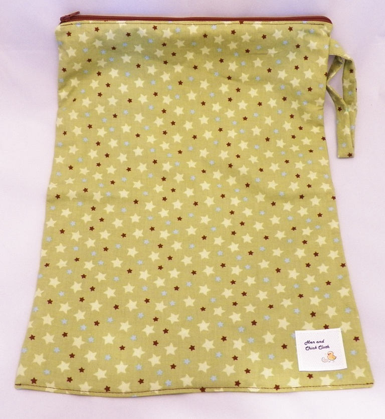 Große Wetbag - Grüne Sterne 4004 Große Wetbag - Grüne Sterne 4004 von henandchickcloth