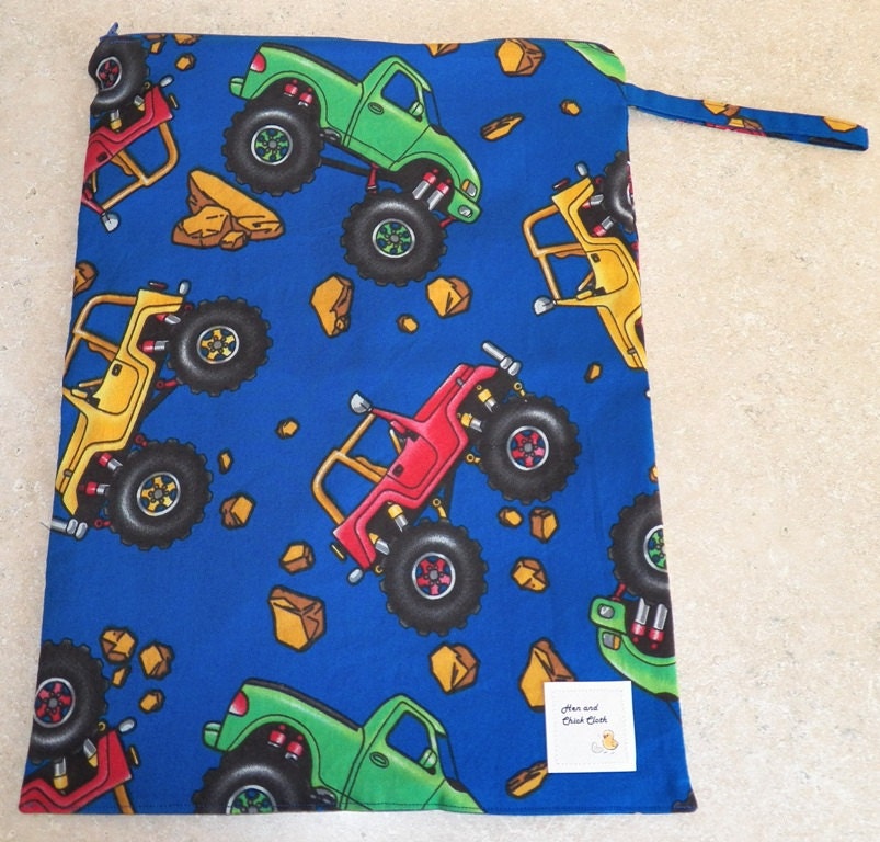 Große Wetbag - Monster Trucks 4002 Große Wetbag - Monster Trucks 4002 von henandchickcloth