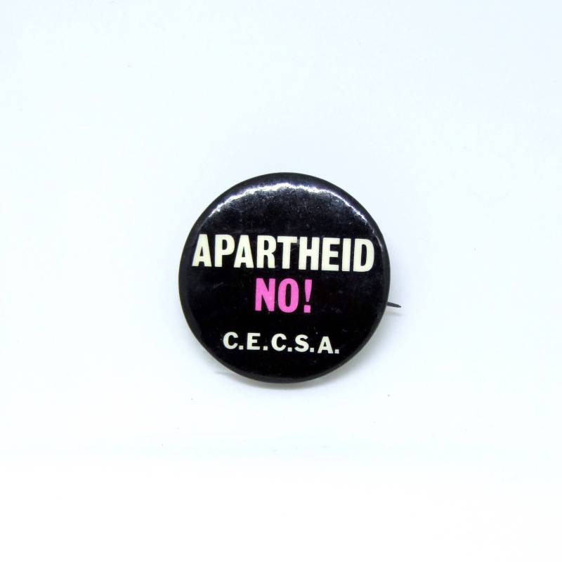 Vintage Anti-Apartheid Pin 1980Er Jahre Apartheid Nein Südafrika C.e.c.s.a. Button von hensfeathers