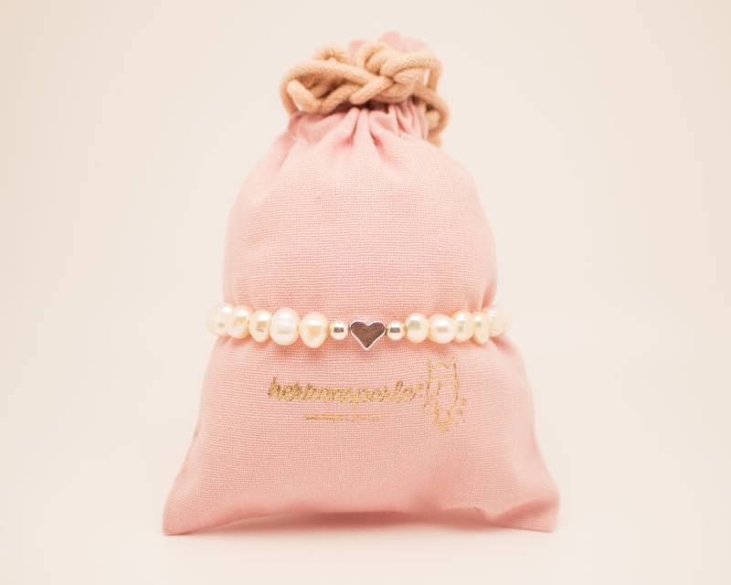 Süsswasserperlenarmband Weiß Mit Sterlingsilberperlen Und Herzperle Hochzeitsgeschenk Zeitlos Filigran Perlenarmband Süsswasserperlenarmband Weiß Mit Sterlingsilberperlen Und Herzperle Hochzeitsgeschenk Zeitlos Filigran Perlenarmband von herzensperle