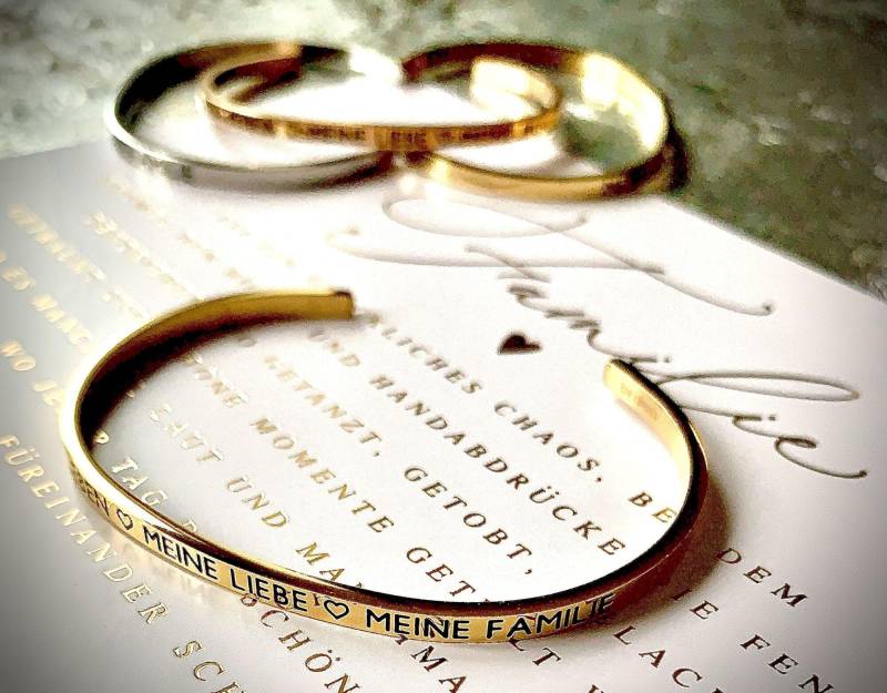 Mantra-Armreif "Mein Leben, Meine Liebe, Familie" I Affirmationsarmband Mantra-Armreif "Mein Leben, Meine Liebe, Familie" I Affirmationsarmband von herzvielfalt