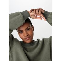 hessnatur Loungewear Fleece Sweatshirt Relaxed ACTIVE LIGHT aus Bio-Baumwolle - grün - Größe 48 von hessnatur