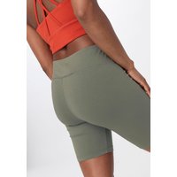 hessnatur Loungewear Shorts Fitted Medium Cut ACTIVE LIGHT aus Bio-Baumwolle - grün - Größe XS von hessnatur