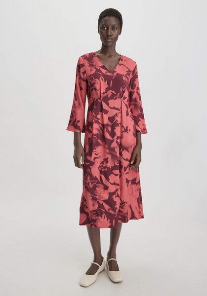 hessnatur Print Kleid Midi Relaxed aus reiner LENZING ECOVERO Viskose von hessnatur