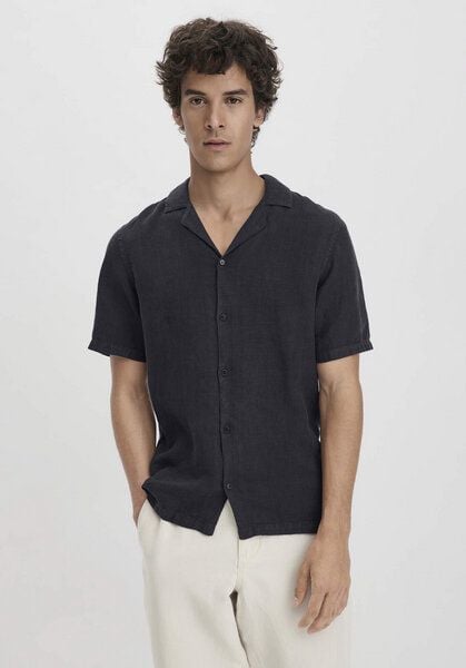 hessnatur Resort Hemd Kurzarm Regular aus reinem Leinen von hessnatur