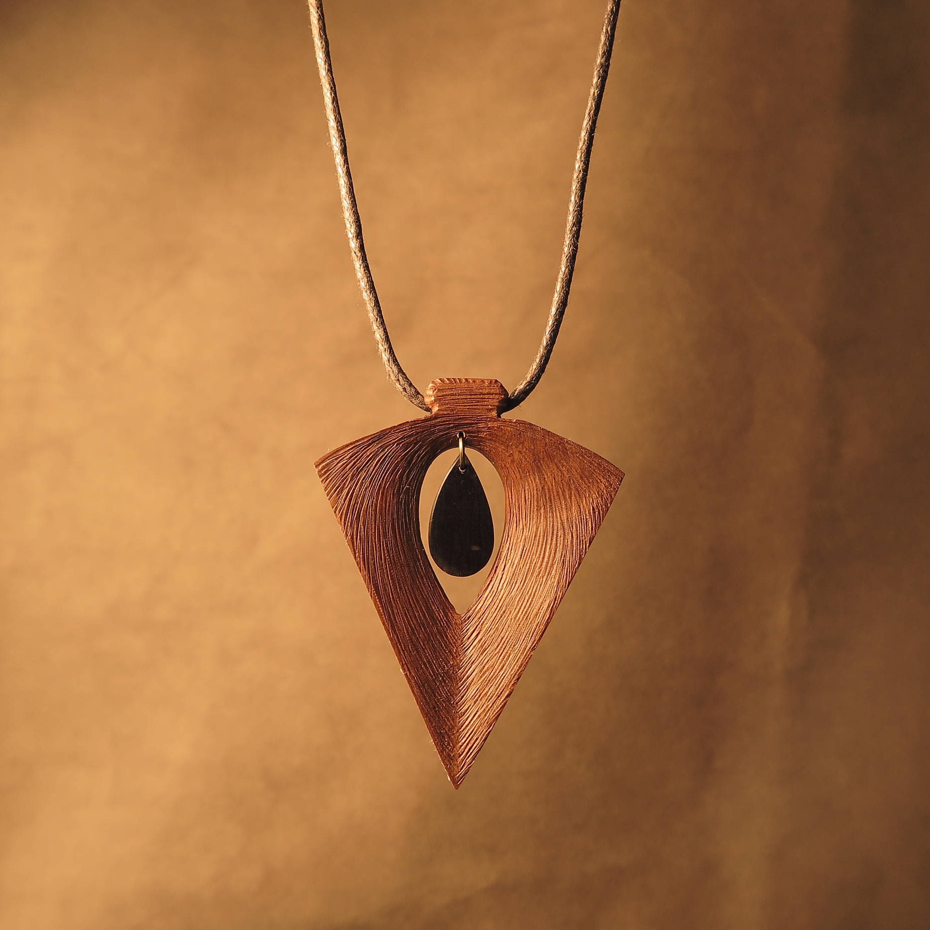 Einzigartige Holz Halskette von hewoodlandshop