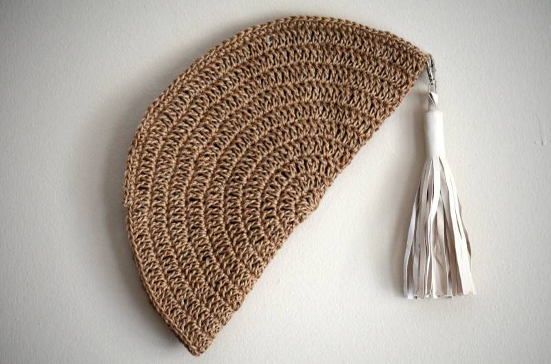 Geschenke Gehäkelte Jute Clutch, Quasten Abendtasche, Wicker Handtasche, Halbmond Reißverschluss Tasche, Boho Damen Handtasche Sommer Strand Meer von hibbe