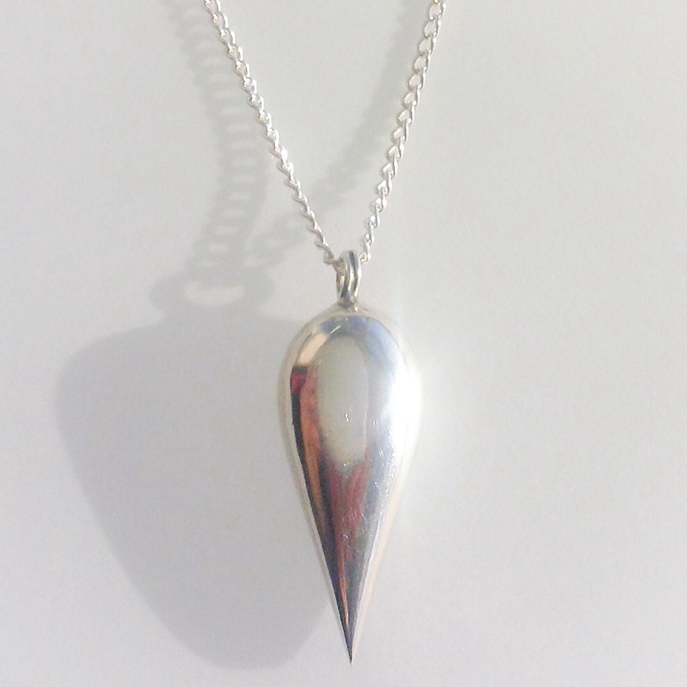 Handgemachte Sterling Silber Tropfen Anhänger - Punziert Teardrop Halskette Handgemachte Sterling Silber Tropfen Anhänger - Punziert Teardrop Halskette von hilomilo