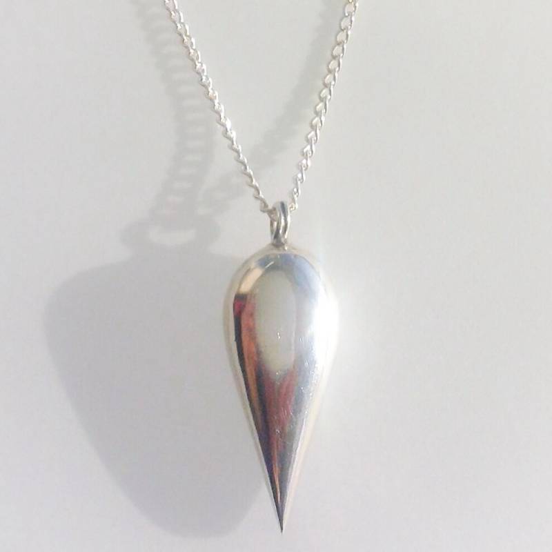Handgemachte Sterling Silber Tropfen Anhänger - Punziert Teardrop Halskette Handgemachte Sterling Silber Tropfen Anhänger - Punziert Teardrop Halskette von hilomilo
