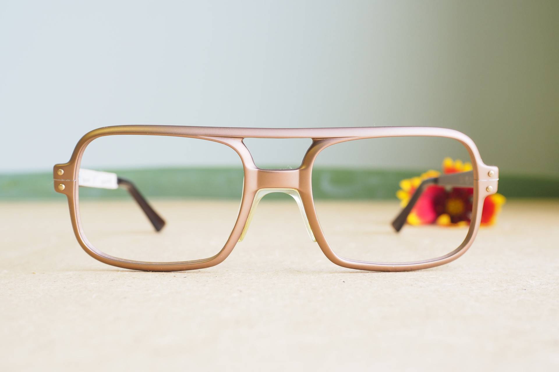 Vintage 1970S Aviator By Zyloware Metallrahmen/New Old Stock Brille Bronze Getönt Leichtgewicht Made in Usa von hisandhervintage