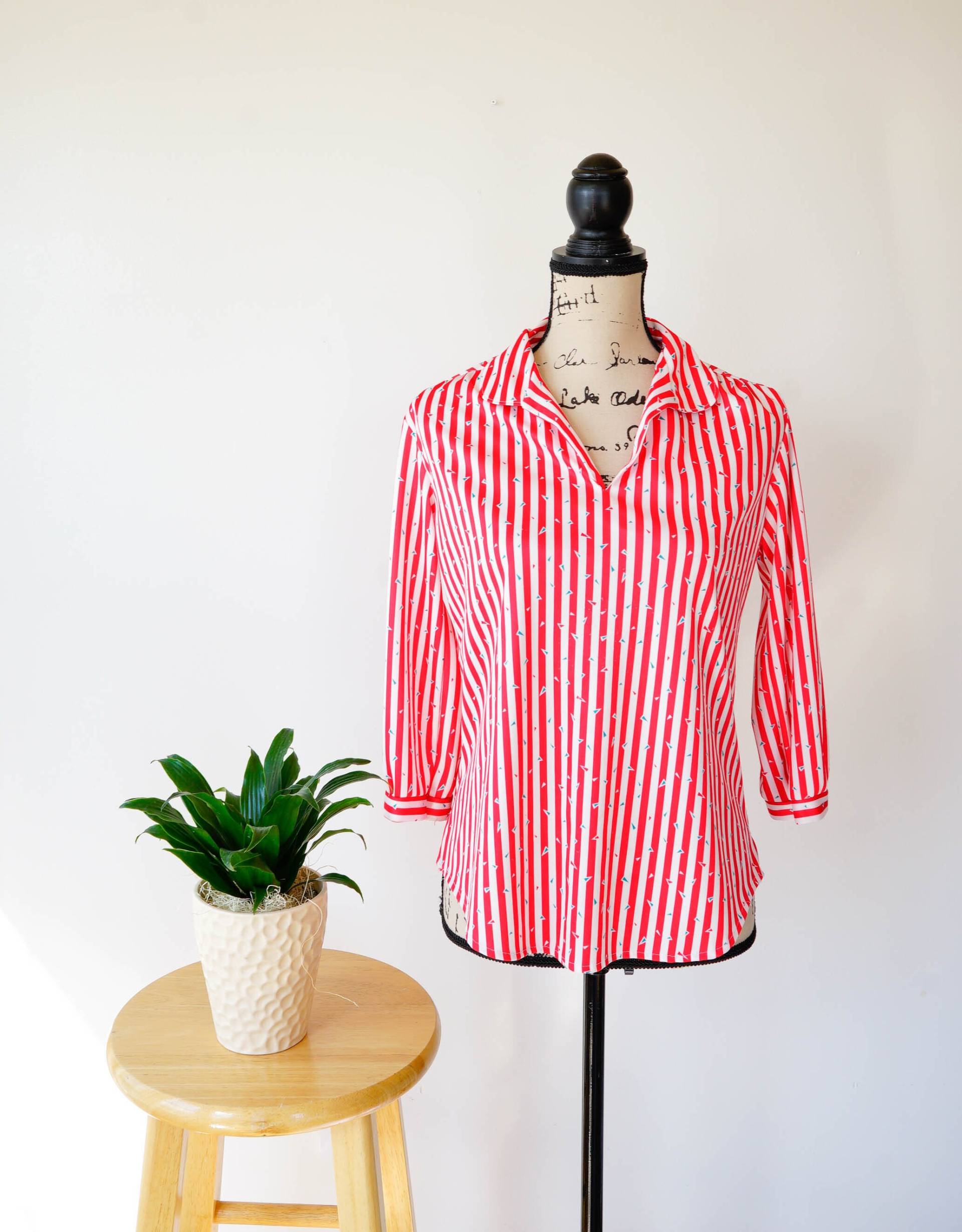 Vintage 80Er Jahre Bluse Mit Streifen Gr. M/ Classic Fashions Shirt/ 1980S Bluse/ Retro Kleidung/ Frauenhemd von hisandhervintage