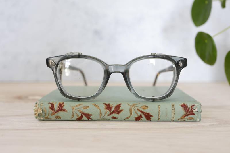 Vintage American Optisch Schutzbrille Brillen 1970Er Jahre Made in Usa Smokey Grün Ton von hisandhervintage