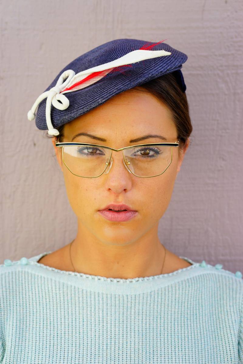 Vintage Brille 1970Er Jahre Gold Toned Made in Italien Von Symbol New Old Stock Und Schwarze Farbe Frames Vintage Brille 1970Er Jahre Gold Toned Made in Italien Von Symbol New Old Stock Und Schwarze Farbe Frames von hisandhervintage