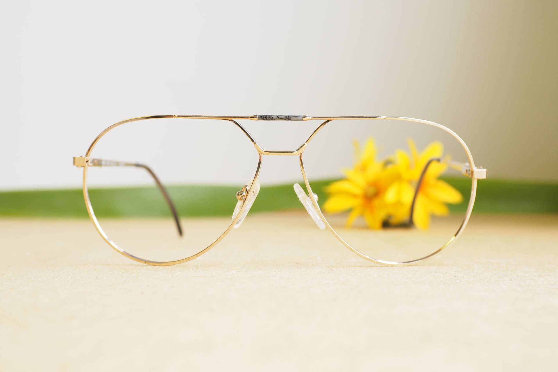 Vintage Brille 1980Er Jahre/Brille/New Old Stock/Hipster Gold Ton Made in Italy By Horizon Optik Federscharniere von hisandhervintage