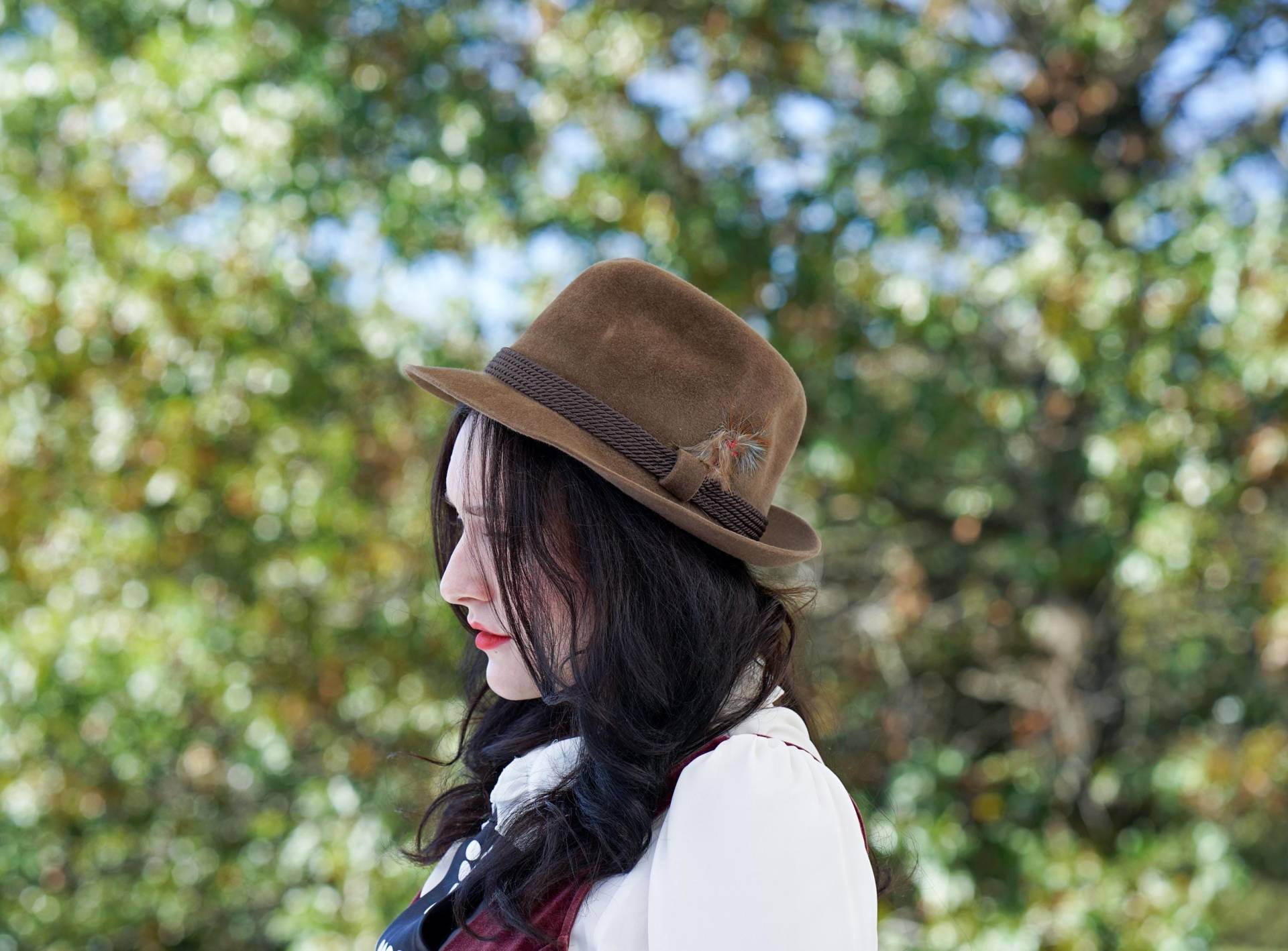 Vintage Churchill Herren Pelzfilzfeder Fedora Hut, 1960Er-70Er Jahre Retro Mcm Herbst Wintermütze, Film Noir Gangster Festival Boho Hut von hisandhervintage