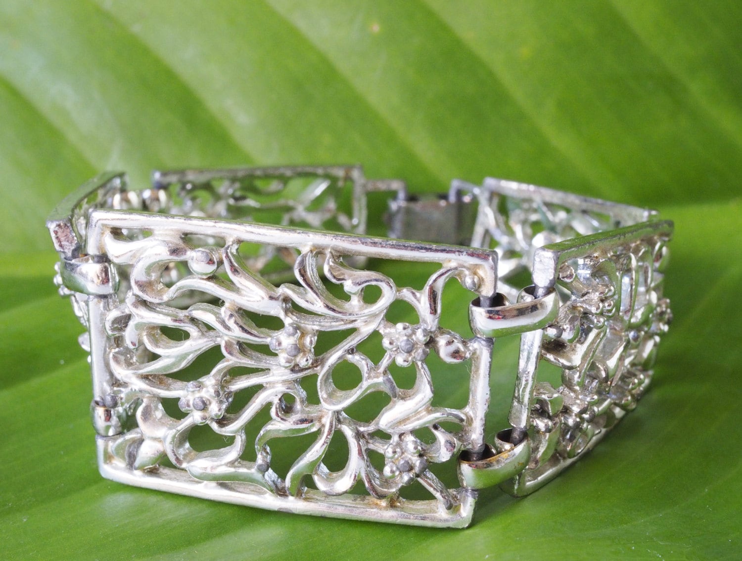 Vintage Floral Chunky Panel Armband/1960Er Jahre Schmuck Grandmacore von hisandhervintage