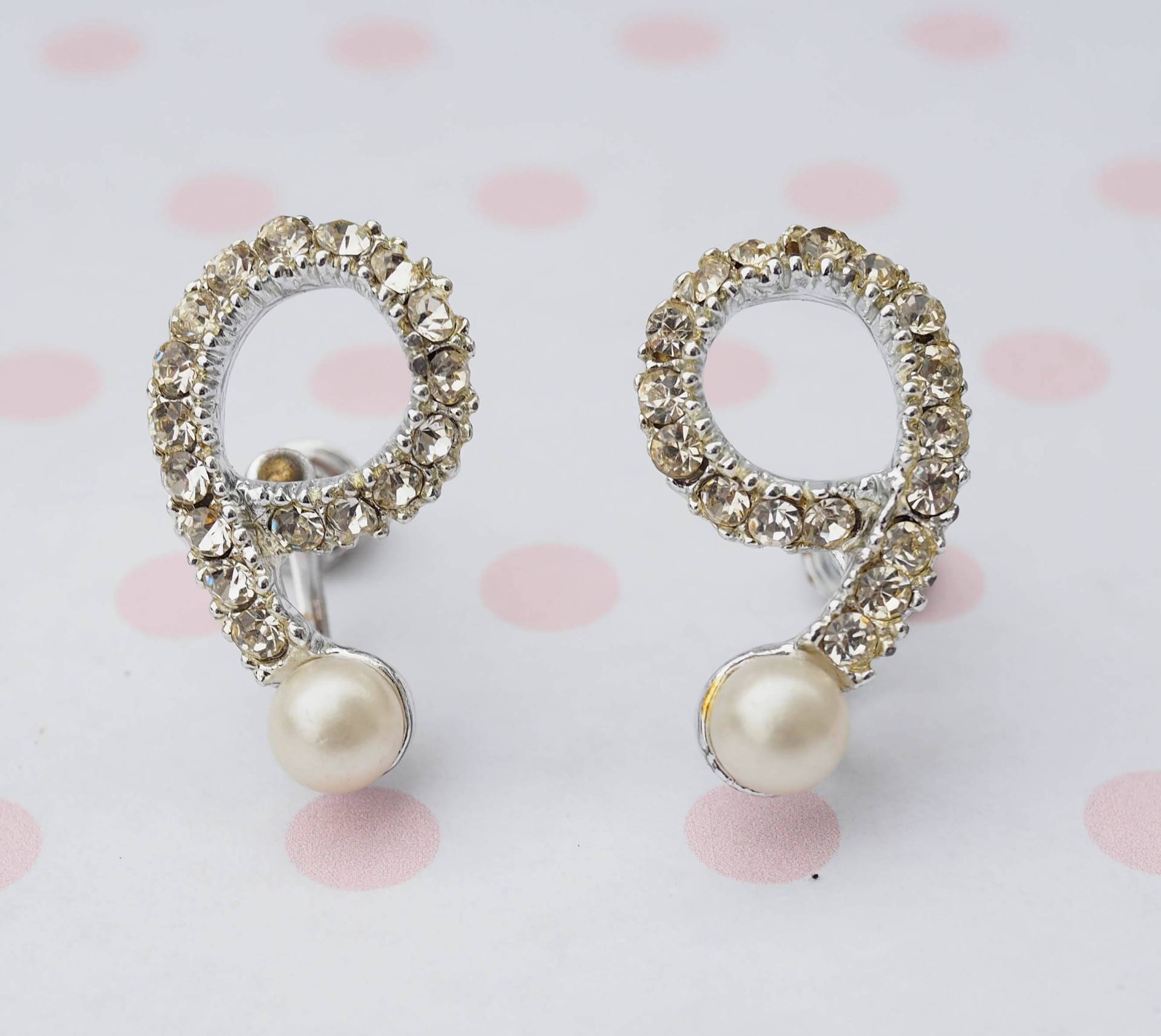 Vintage Ohrringe Mit Strass Und Künstlichen Perlen/ Ohrring/ Schmuck/ Ohrringe/ 1950Er Jahre Antiker Schmuck von hisandhervintage