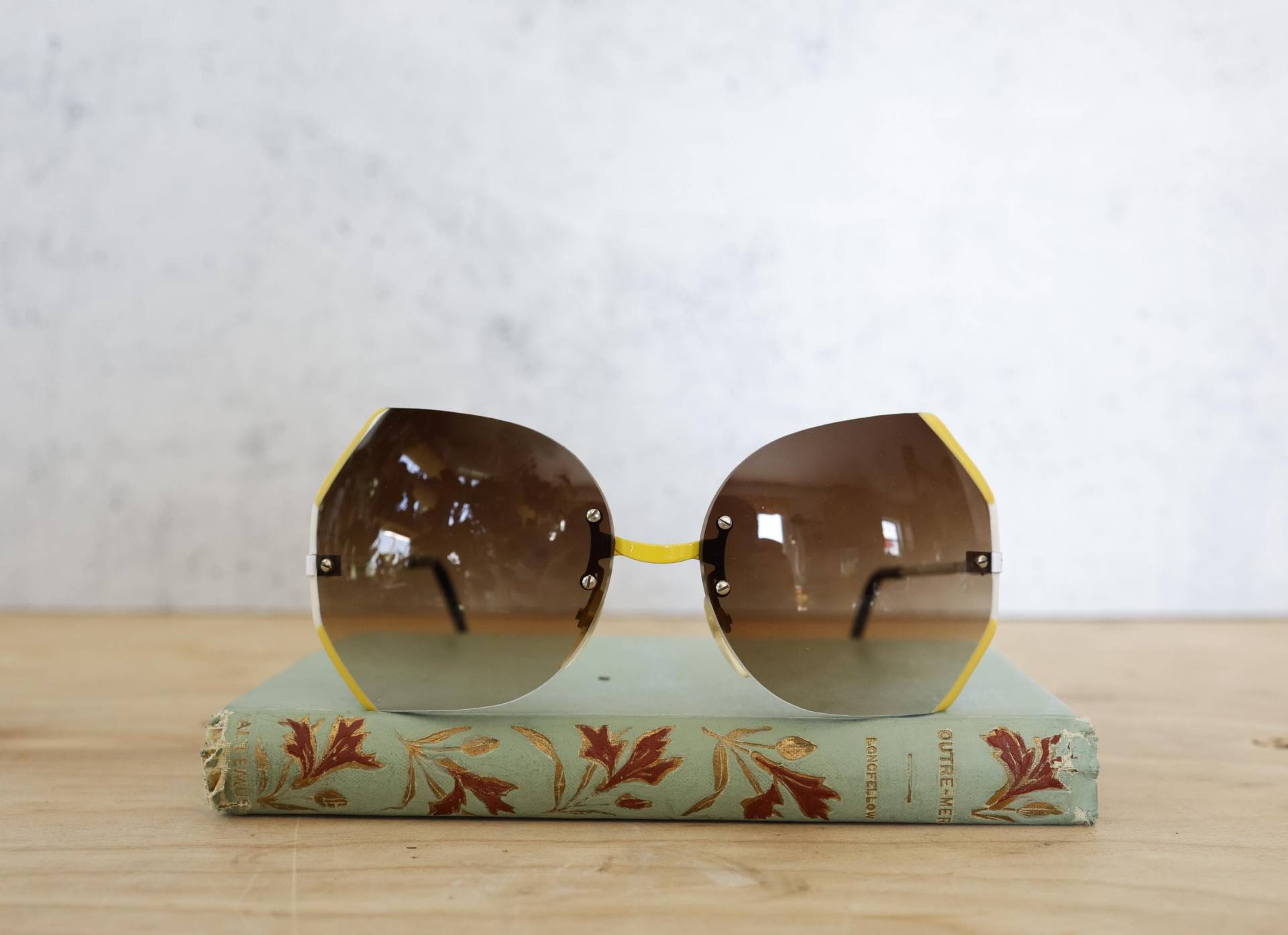 Vintage Sonnenbrille 1990S Multicolor Randlose Schwimmlinse New Old Stock Y2K von hisandhervintage