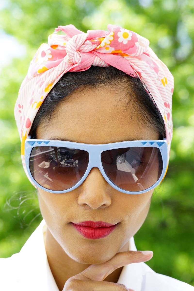 Vintage Sonnenbrillen 1980Er Jahre New Old Stock/80Er Glamour Sonnenbrille Made in Italy Blau Getönt Sehr Schönes Design Vintage Sonnenbrillen 1980Er Jahre New Old Stock/80Er Glamour Sonnenbrille Made in Italy Blau Getönt Sehr Schönes Design von hisandhervintage