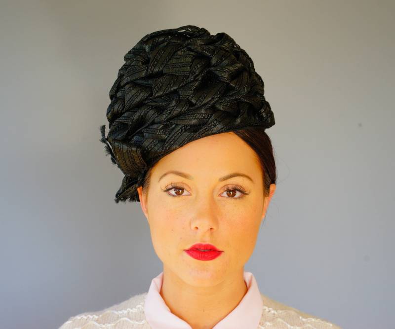 Vintage Stroh Bubble Hut, Schwarzer Hut Von Angel, Pillbox Cloche Damenhut, 1950Er 1960Er Jahre Vintage Stroh Bubble Hut, Schwarzer Hut Von Angel, Pillbox Cloche Damenhut, 1950Er 1960Er Jahre von hisandhervintage