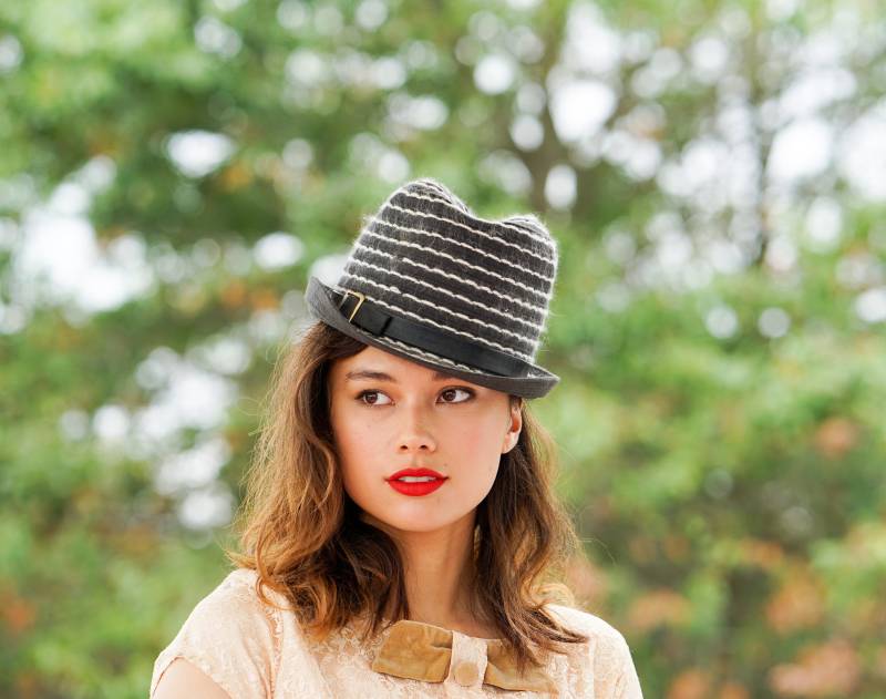 Vintage Wollfilz Trilby Hut, Frauen Fedora 1960Er Jahre Kirchenhut, Herbst Winter Mod Hut von hisandhervintage