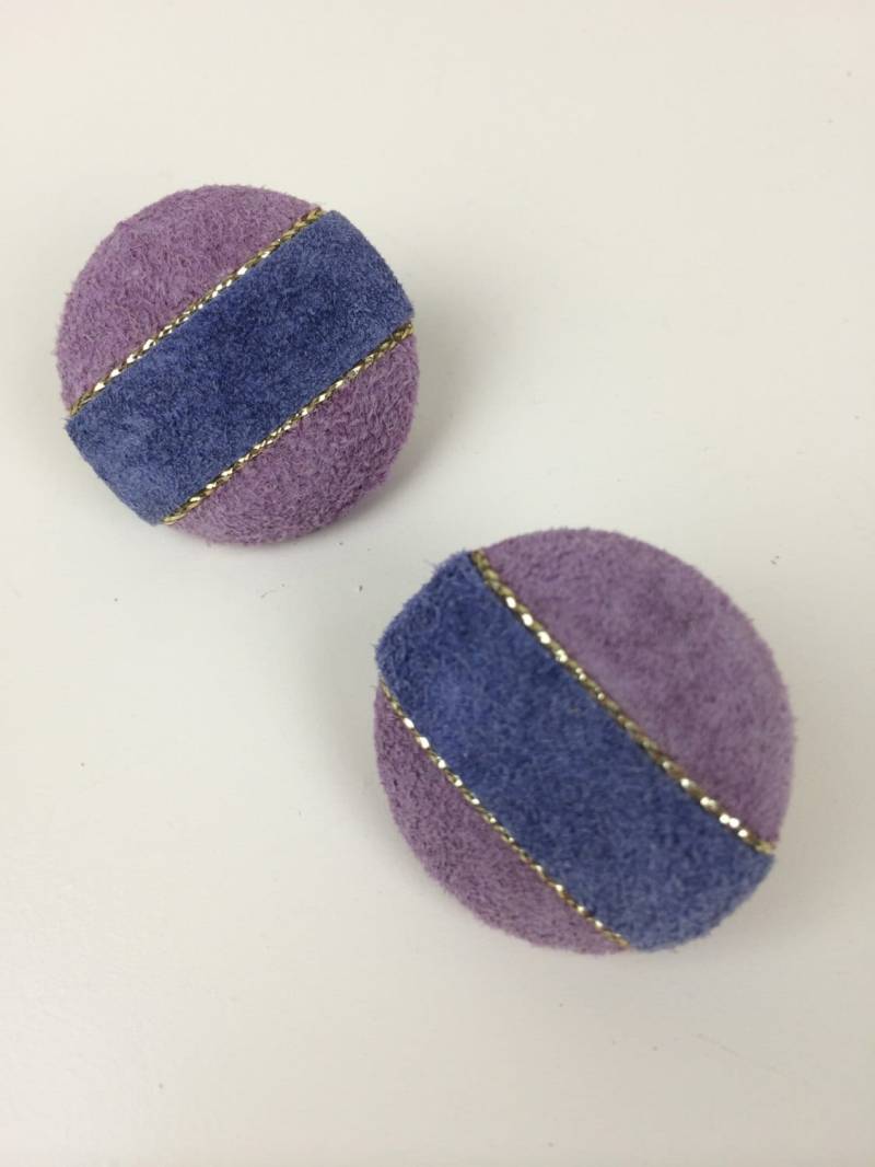 Lila Wildleder Knopf Ohrclips 80Er Jahre von hkvintage