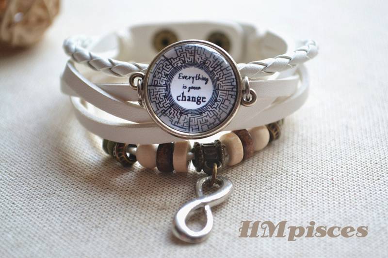 Maze Runner Armband, Lederarmband, Infinity Charm "Alles Wird Sich Ändern' Zitat Geflochtenleder Armband Geschenk | Sl036 Maze Runner Armband, Lederarmband, Infinity Charm "Alles Wird Sich Ändern' Zitat Geflochtenleder Armband Geschenk | Sl036 von hmpisces