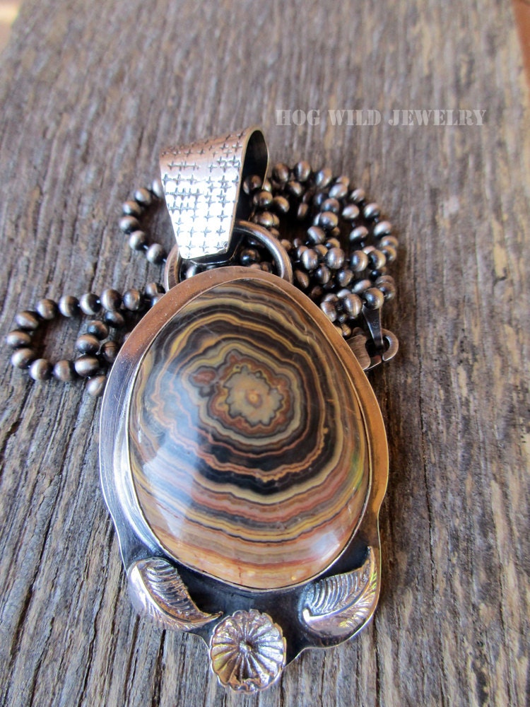 Kunsthandwerker Handgemacht Damen-Blüte Tube Edelstein Anhänger Halskette von hogwildjewelry