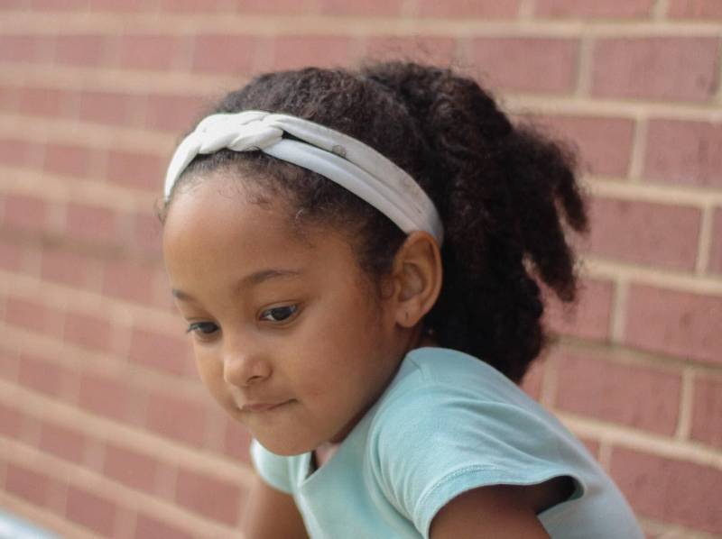 Schul Stirnband - Kinder Stirnbänder Für Mädchen Knoten Top Weißes von hollyblossoms