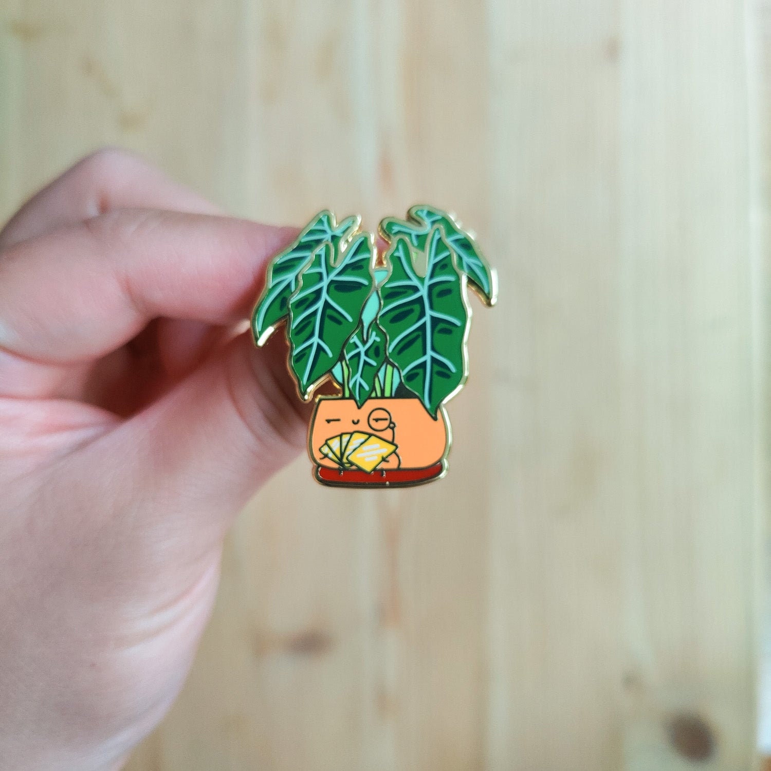 Alocasia | Volles Haus Der Pflanzen Emaille Pin von homebyfaith