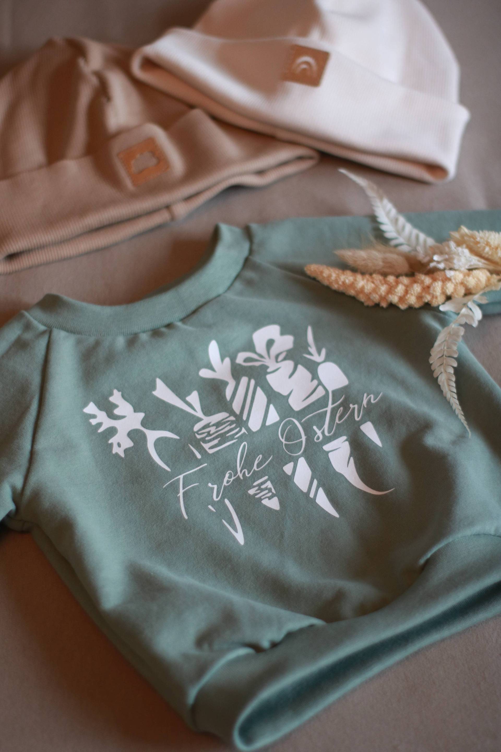 Osterpullover Für Kinder, Osteroutfit, Frohe Ostern Mit Karotten Motiv 50 Bis 122, Biobaumwolle Osterpullover Für Kinder, Osteroutfit, Frohe Ostern Mit Karotten Motiv 50 Bis 122, Biobaumwolle von homlebie