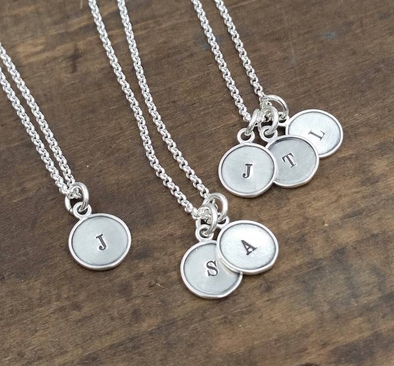 Personalisierte Initial Halskette Personalisiertes Handgemachtes Schmuck Geschenk Personalisierte Initial Halskette Personalisiertes Handgemachtes Schmuck Geschenk von honeyverse