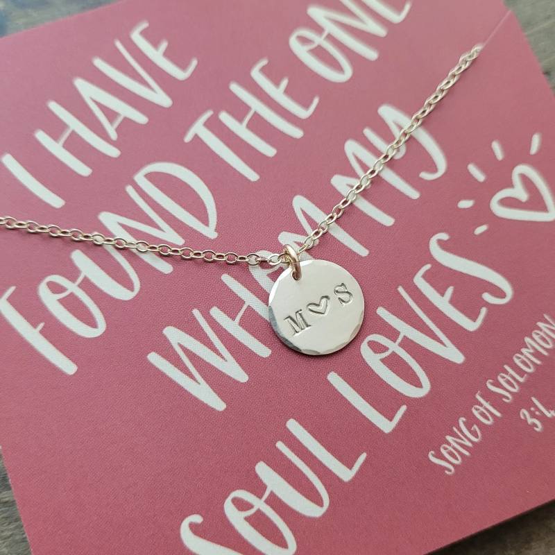 Personalisierte Initial Halskette Sterling Silber Soulmate Schmuck Personalisierte Initial Halskette Sterling Silber Soulmate Schmuck von honeyverse