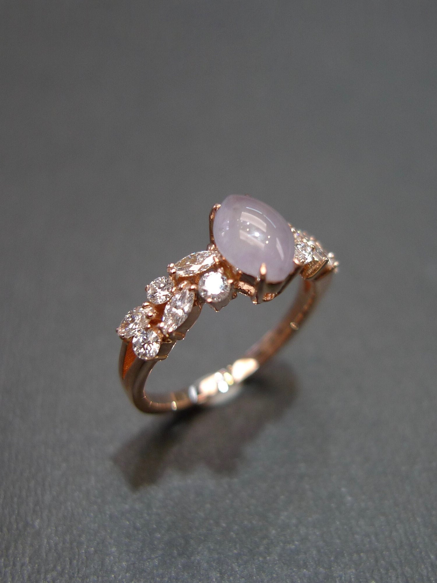 Lila Ring, Einzigartiger Verlobungsring, Marquise Jade Ring Mit Diamant, Für Frauen, Lavendel Schmuck, Rotgold von honngaijewelry