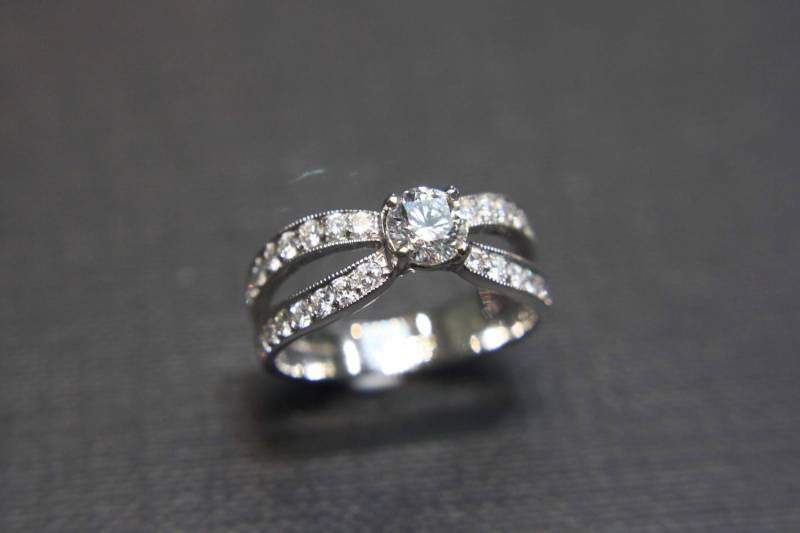 Pave Ring, Vintage Verlobungsring, Einzigartiger Diamantring Aus 14K Weißgold von HnjewelryStore