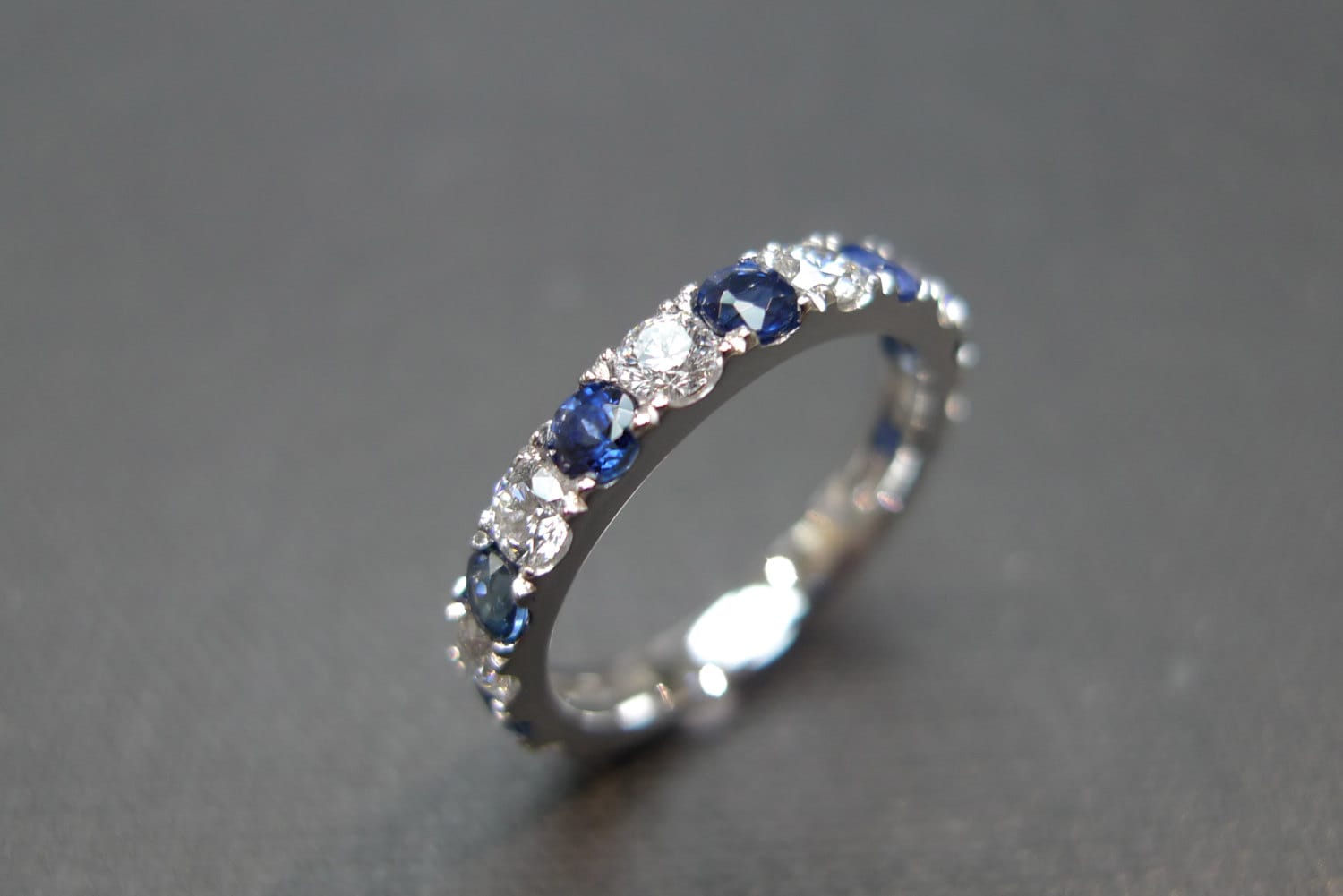 Saphir Ring, Diamant Ehering, Blauer Edelstein Schmuck, Geburtsstein Stapelringe, Mutter Geschenk Saphir Ring, Diamant Ehering, Blauer Edelstein Schmuck, Geburtsstein Stapelringe, Mutter Geschenk von honngaijewelry