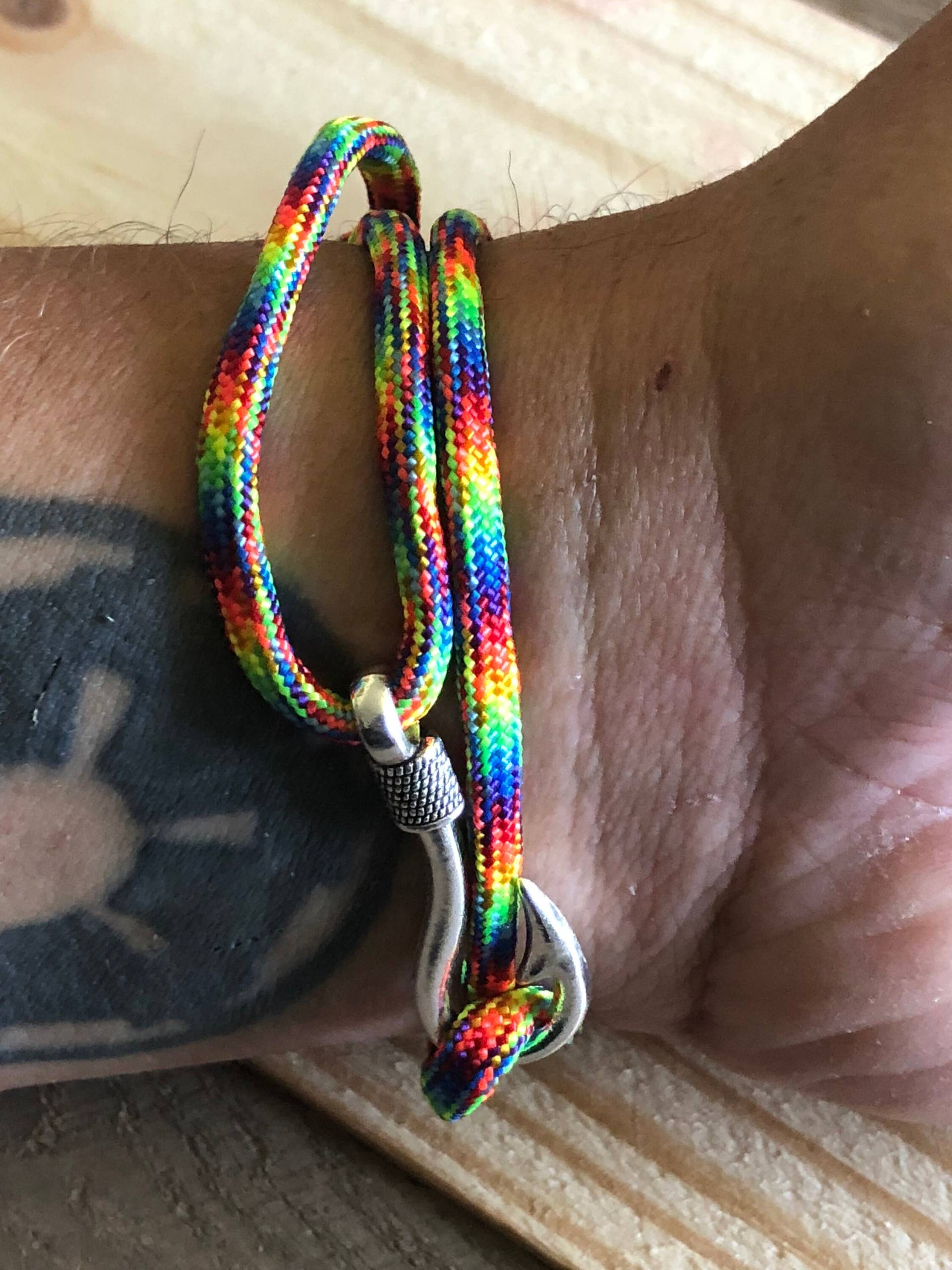 Paracord Armband, Fisch Haken Zusammenstellen, Handarbeit, Hergestellt in Den Usa, Schmuck Paracord Armband, Fisch Haken Zusammenstellen, Handarbeit, Hergestellt in Den Usa, Schmuck von hookersflyshop