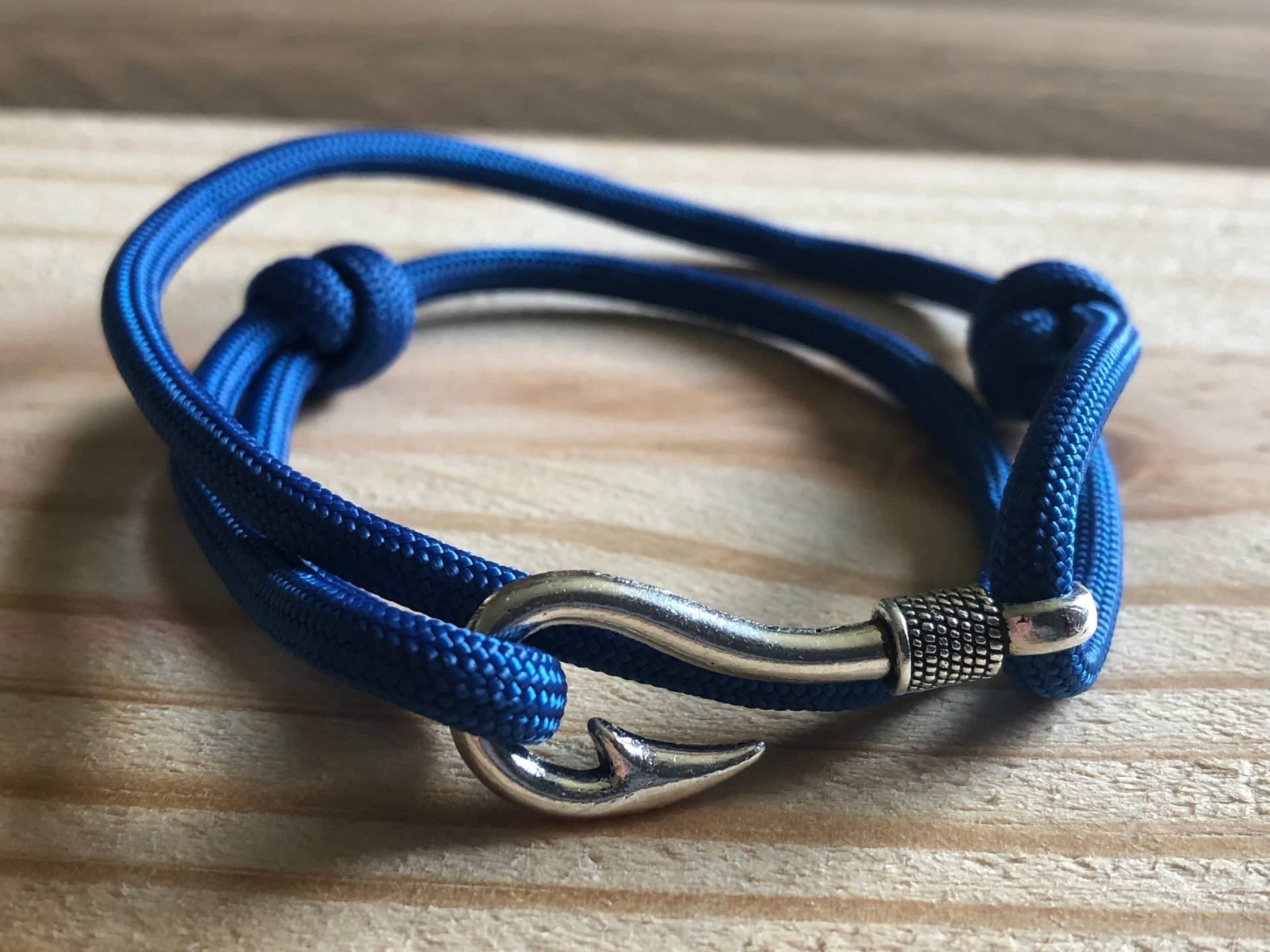 Paracord Fisch Haken Armband, Hergestellt in Den Usa Paracord Fisch Haken Armband, Hergestellt in Den Usa von hookersflyshop