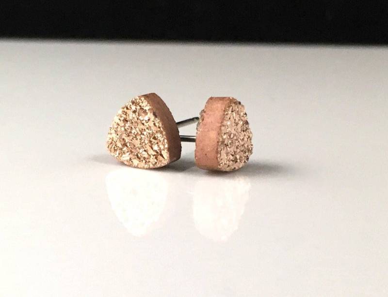Rosegold Kupfer 8mm Dreieck Druzy Drusy Post Ohrstecker Mit Hypoallergen Nickelfreien Titan Posts von hoopsandloops