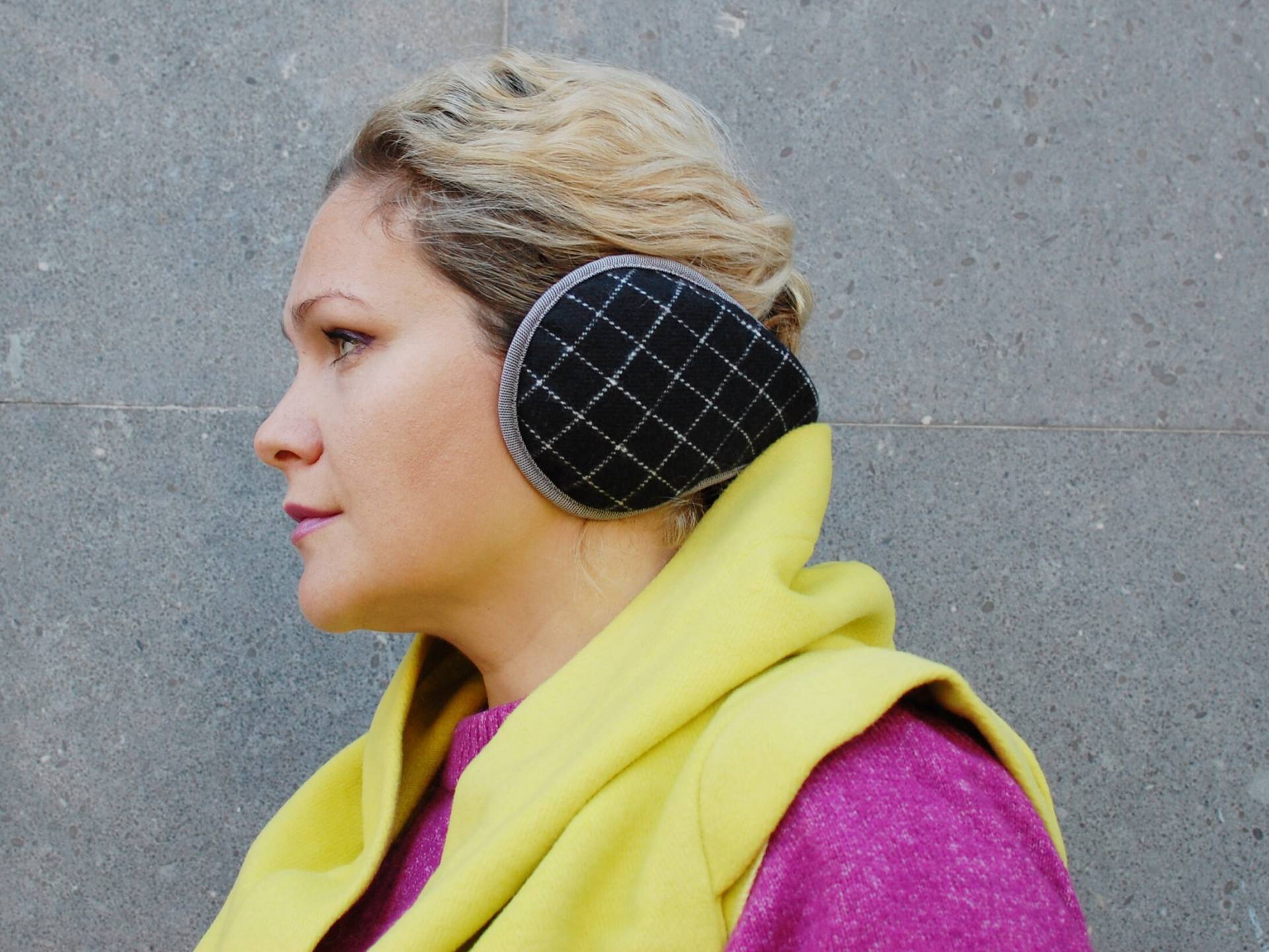 Weihnachtsgeschenke Ohrenwärmer Mit Fensterscheibenmotiv Weihnachtsgeschenke Ohrenwärmer Mit Fensterscheibenmotiv von hotearwarmer