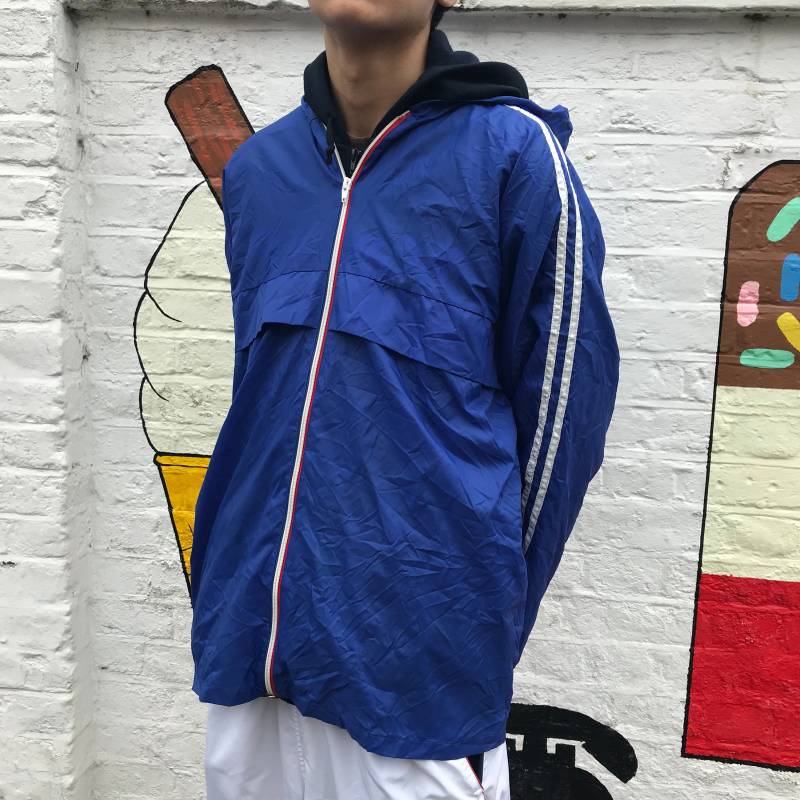 K-Way Style Blue Windbreaker. Mittel K-Way Style Blue Windbreaker. Mittel von houseofceleste