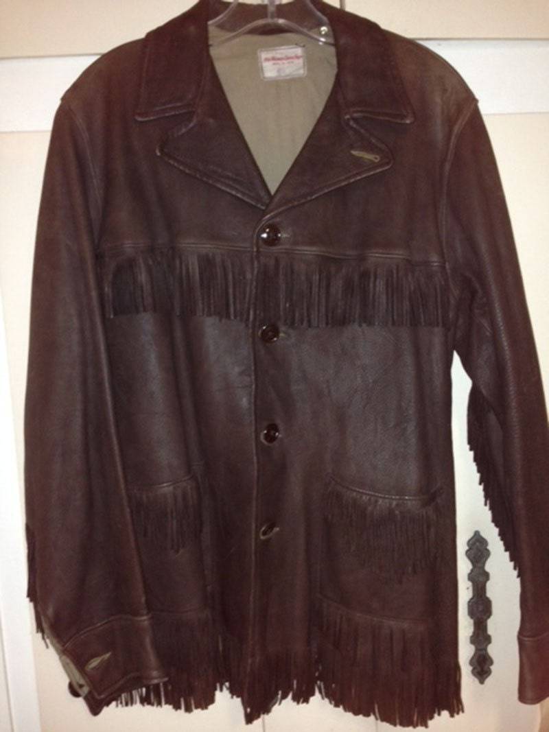 Vintage Schokobraune Hirschleder Fransen Westernjacke Größe 38-40 Vintage Schokobraune Hirschleder Fransen Westernjacke Größe 38-40 von houseofrhona