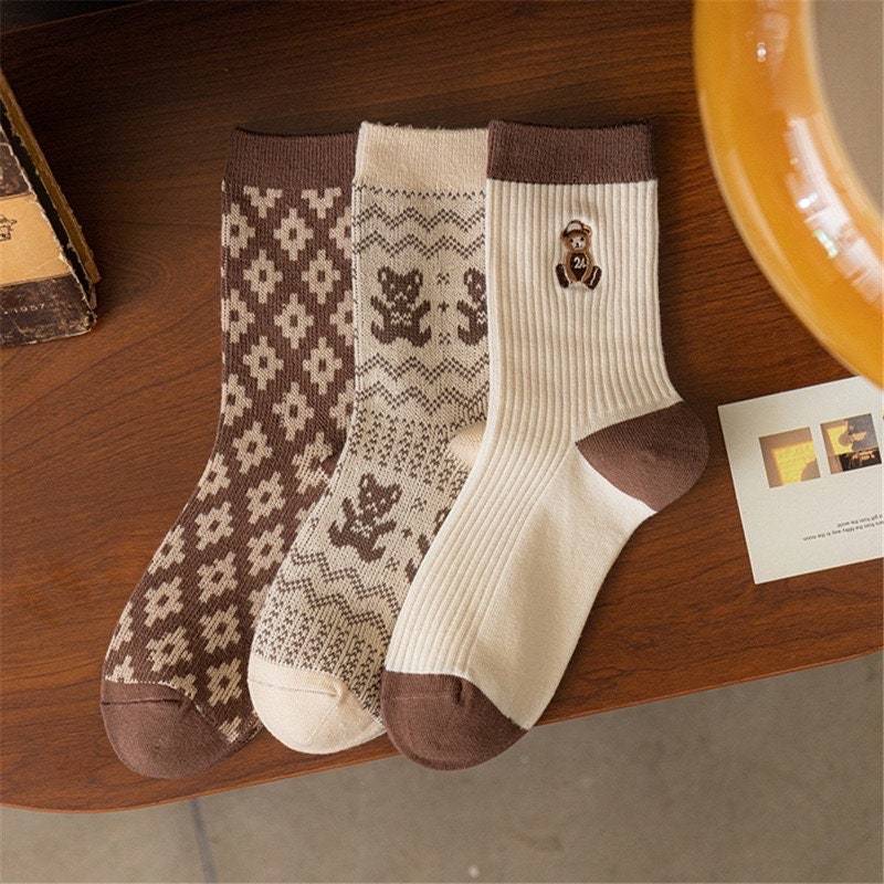 Warme Vintagesocken Braun-Weiß in 3 Varianten von houseofwildsocks