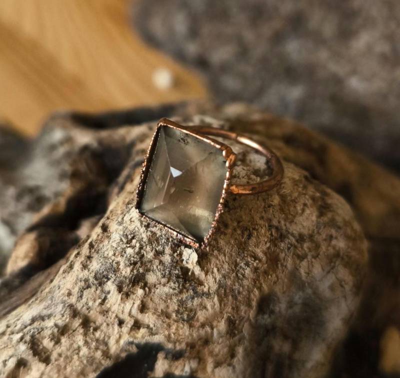 Rauchquarzring, Edelsteinring, Us 7, Smoky Quartz Ring, Kristallring, Kupferring, Raw Crystal Copper Ring, Boho Ring Rauchquarzring, Edelsteinring, Us 7, Smoky Quartz Ring, Kristallring, Kupferring, Raw Crystal Copper Ring, Boho Ring von howlingwolfjewellery