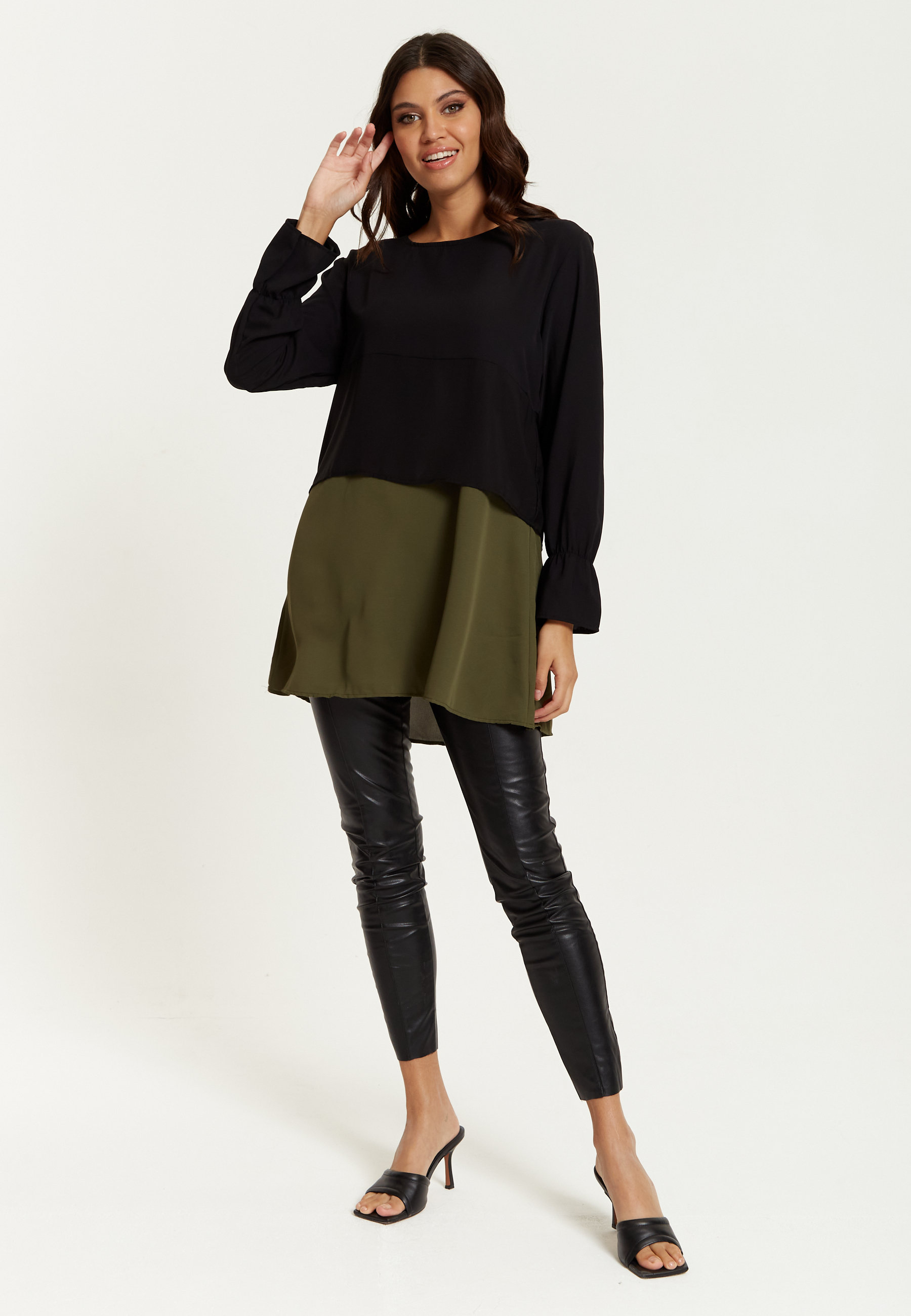Übergroße Satin Mit Langen Ärmeln Farbblock Tunika-Oberteil in Khaki, Schwarz Und Khaki von hoxtongal