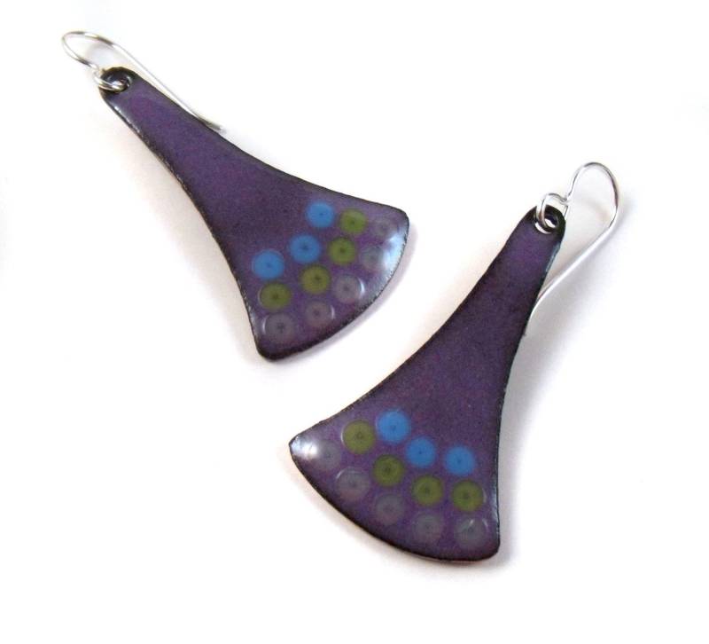 Traubenkern Pfauentaube Emaille Ohrringe/Violett Lila, Aqua, Weinrebe Grün Traubenkern Pfauentaube Emaille Ohrringe/Violett Lila, Aqua, Weinrebe Grün von huffalo