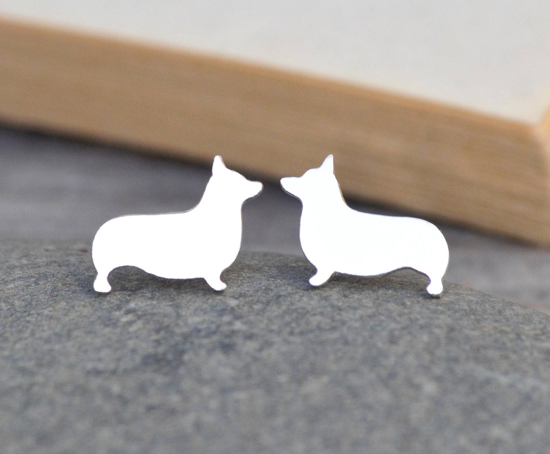 Corgis Ohrstecker in Sterling Silber von huiyitan