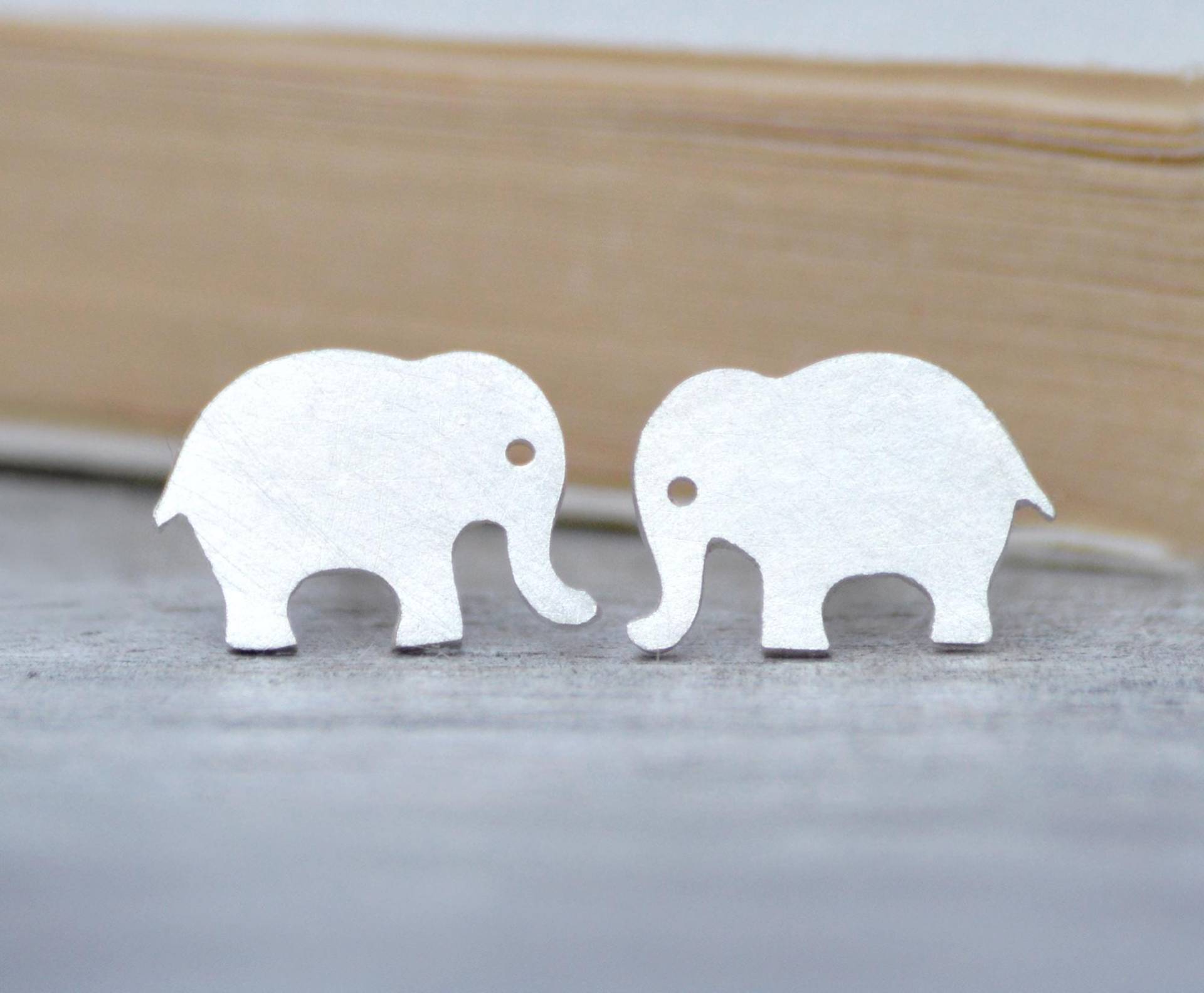 Elefant Ohrstecker, Tier Ohrstecker in Sterling Silber von huiyitan