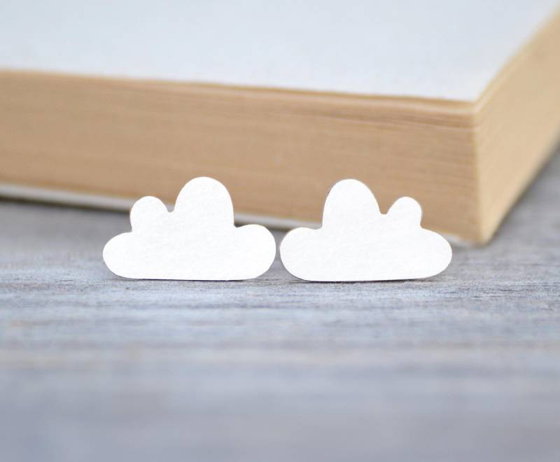 Flauschige Wolke Ohrstecker in Sterling Silber von huiyitan