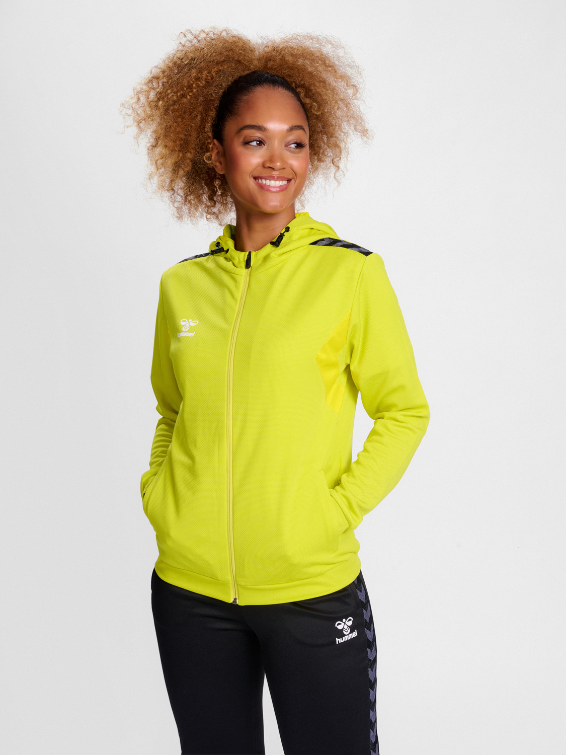 Hmlauthentic PL ZIP Hoodie Woman Hmlauthentic PL ZIP Hoodie Woman von hummel